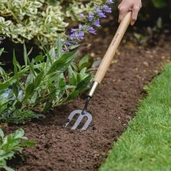 Front Page -Garden Care Gear 1002008 1