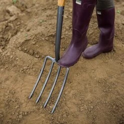 Kent & Stowe Carbon Steel Digging Fork 9 Kent & Stowe Carbon Steel Digging Fork -Garden Care Gear 1031068 3