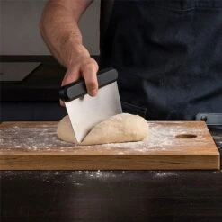 Ooni Pizza Dough Scraper -Garden Care Gear 1171243 3