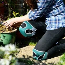 Burgon & Ball Evergreen Kneelo® Knee Pads -Garden Care Gear 1171506 3