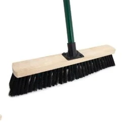 Town & Country Wooden 18" Broom -Garden Care Gear 1231863 1